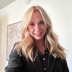 Meet your Posher, Kim